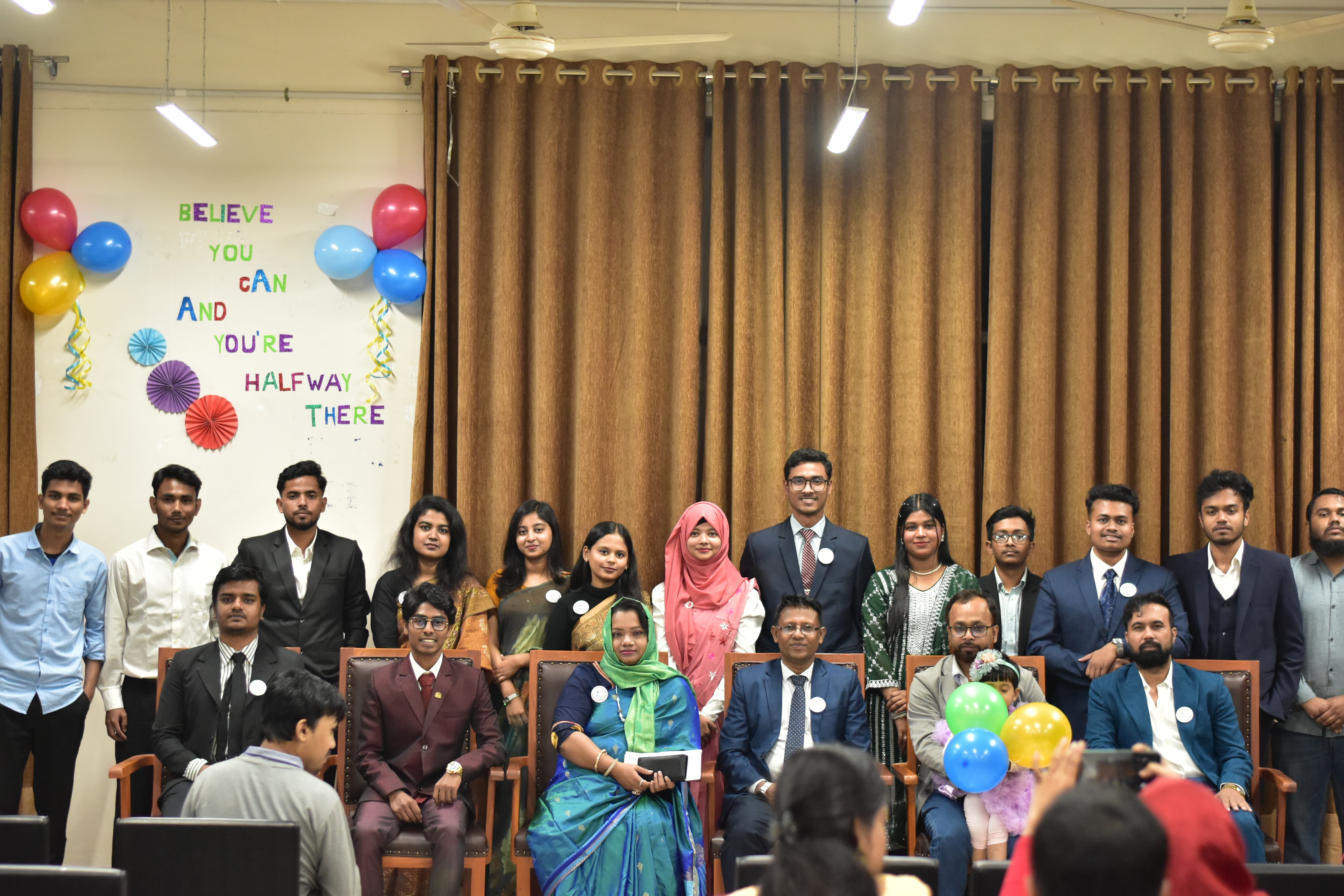 English Society, SAU